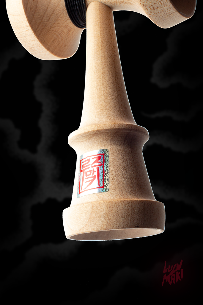 LUZUMAKI_RED_BLACK_010_1024x1024